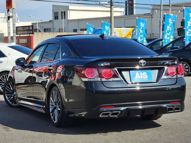 Toyota CROWN SEDAN 2016-04 186886-9
