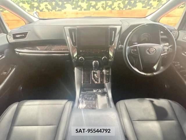 Toyota ALPHARD 2021-09 355503-1