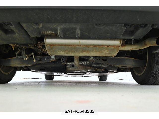 Toyota PRIUS 2019-03 322413-11