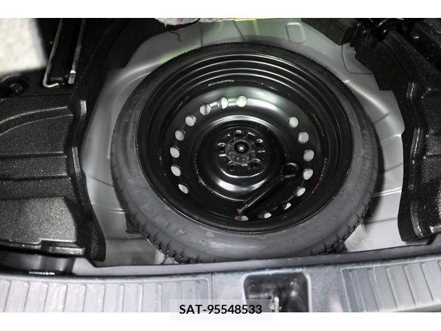 Toyota PRIUS 2019-03 322413-10