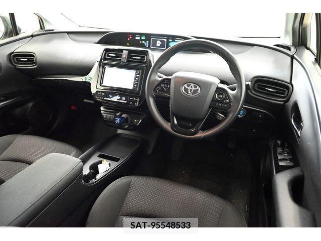 Toyota PRIUS 2019-03 322413-4
