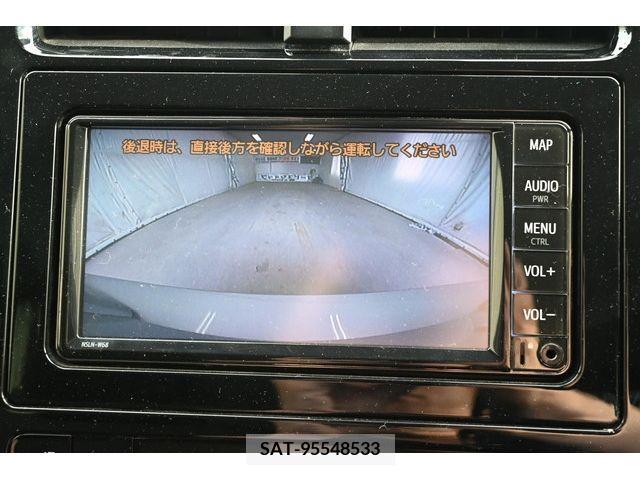 Toyota PRIUS 2019-03 322413-15