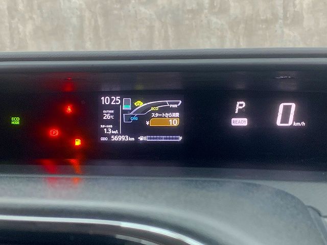 Toyota AQUA 2018-10 8242-7