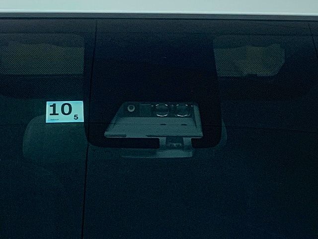 Toyota AQUA 2018-10 8242-24