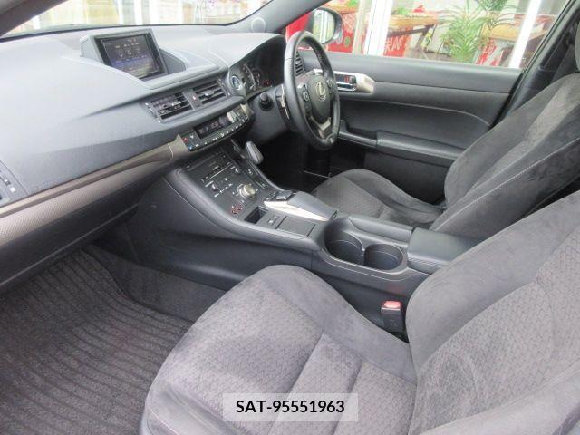 Lexus CT 2015-09 322675-4