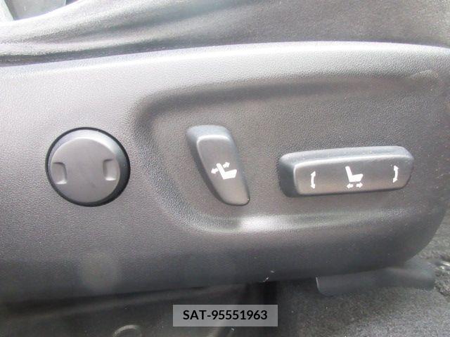 Lexus CT 2015-09 322675-17