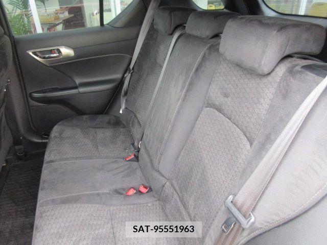 Lexus CT 2015-09 322675-5