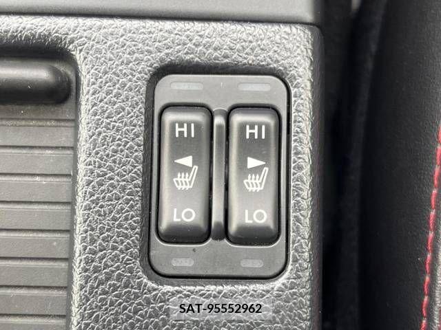 Subaru LEVORG 2017-08 275148-7