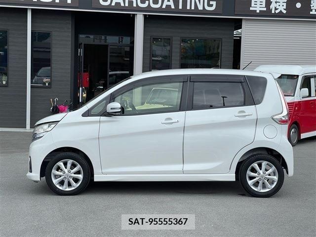 Nissan DAYZ 2015-11 266563-7