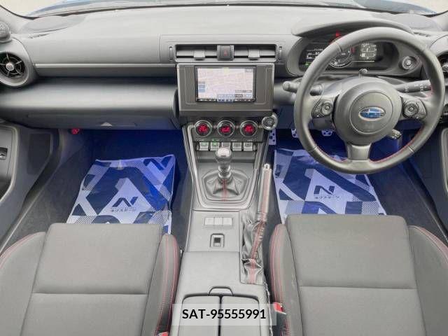 Subaru BRZ 2021-09 221418-1