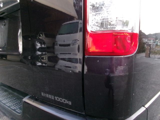 Toyota REGIUSACE VAN 2018-10 25079-22