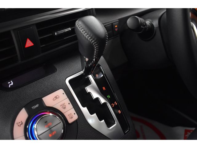 Toyota SIENTA 2016-07 192481-22