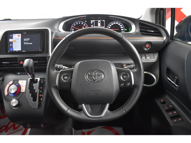 Toyota SIENTA 2016-07 192481-7
