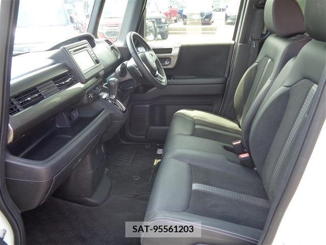 Honda N BOX CUSTOM 2023-01 279303-8