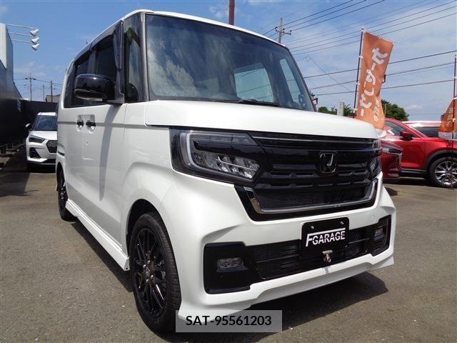 Honda N BOX CUSTOM 2023-01 279303-1