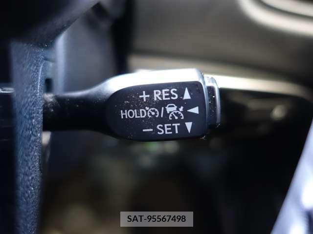 Toyota PRIUS 2019-12 220806-19