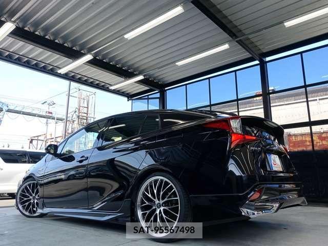 Toyota PRIUS 2019-12 220806-12