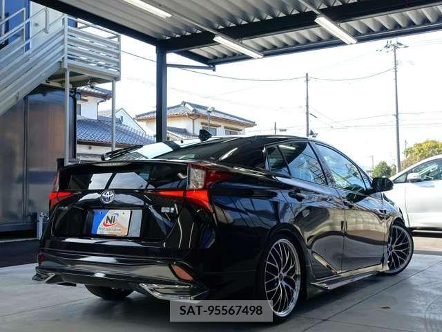 Toyota PRIUS 2019-12 220806-7