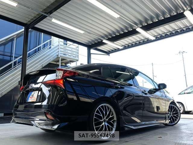 Toyota PRIUS 2019-12 220806-5