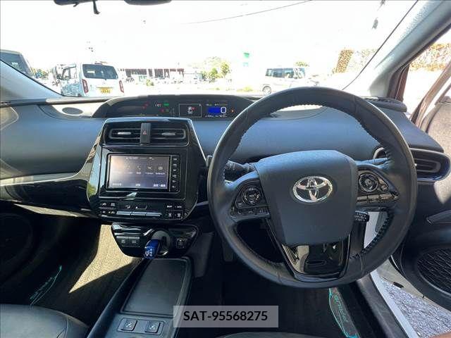 Toyota PRIUS 2021-01 208426-19