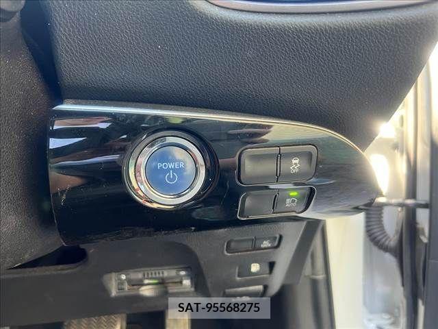 Toyota PRIUS 2021-01 208426-12