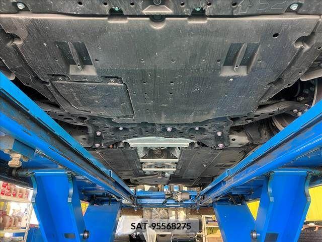 Toyota PRIUS 2021-01 208426-26