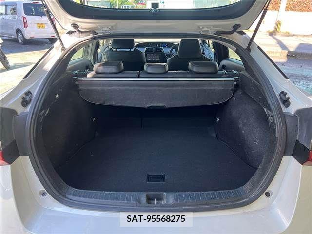 Toyota PRIUS 2021-01 208426-8