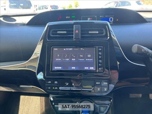 Toyota PRIUS 2021-01 208426-1