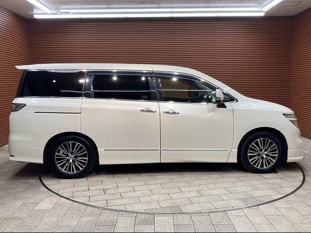 Nissan ELGRAND 2017-03 17834-17