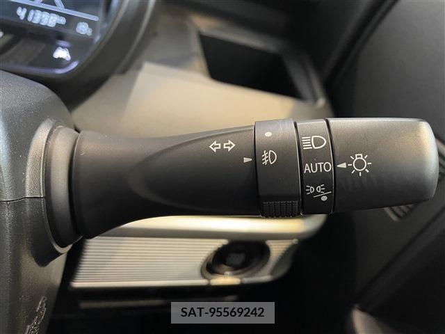 Suzuki SPACIA 2022-05 285974-18