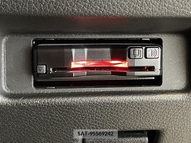 Suzuki SPACIA 2022-05 285974-11