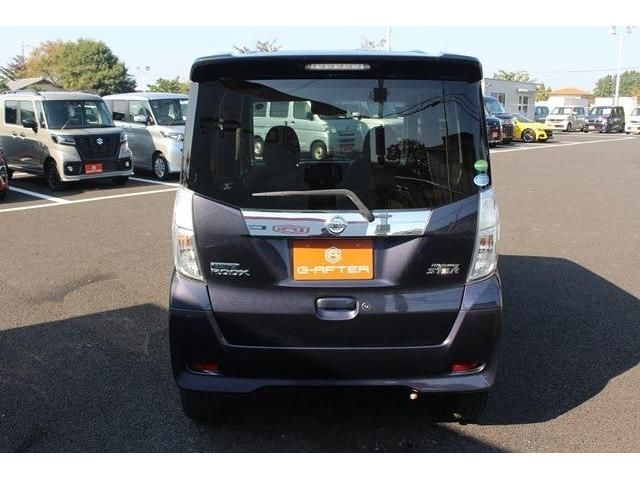 Nissan DAYZ ROOX 2017-02 13883-3