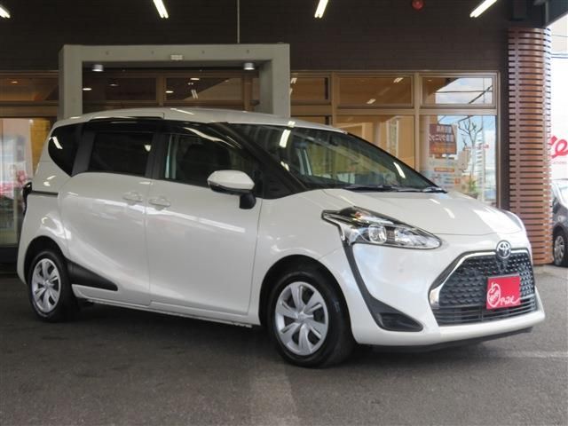 Toyota SIENTA 2019-01 27246-1