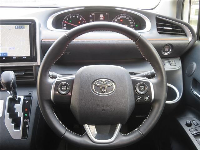Toyota SIENTA 2019-01 27246-12