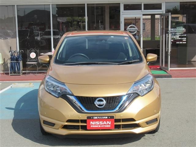 Nissan NOTE 2017-08 6807-23