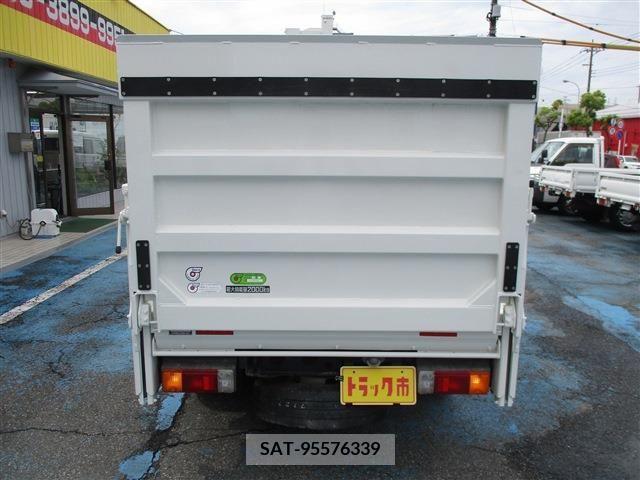 Hino DUTRO 2016-09 296739-4