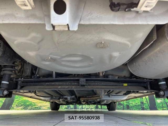 Toyota SIENTA 2020-11 285051-19