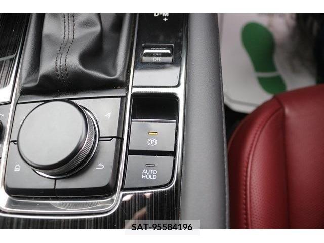 Mazda MAZDA3 2019-09 233393-6