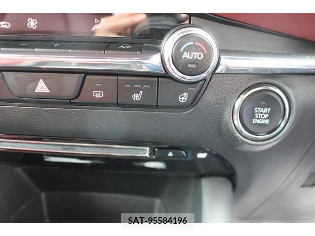 Mazda MAZDA3 2019-09 233393-5