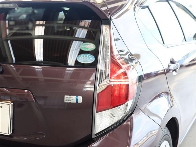 Toyota AQUA 2015-09 192429-8