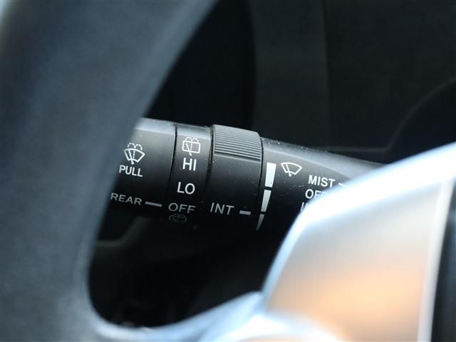 Toyota AQUA 2015-09 192429-21