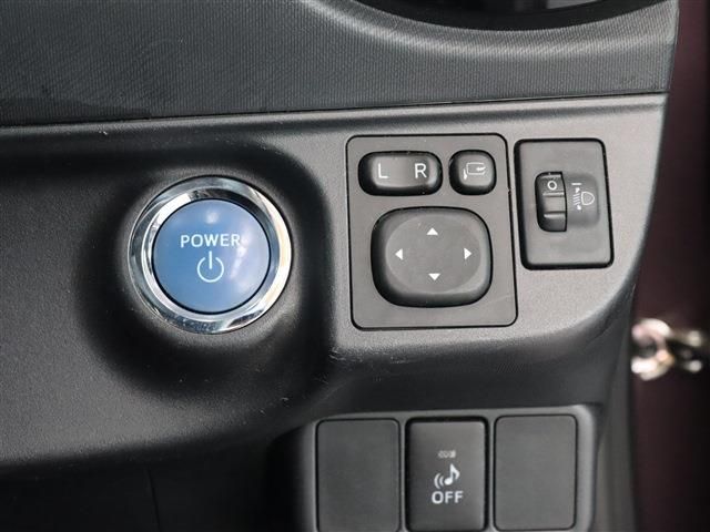 Toyota AQUA 2015-09 192429-16