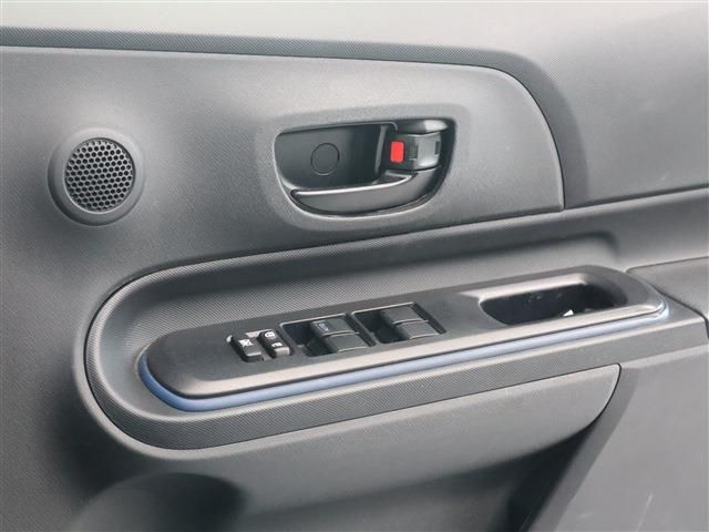 Toyota AQUA 2015-09 192429-23
