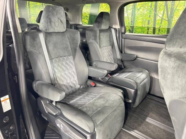 Toyota ALPHARD 2020-03 183883-9