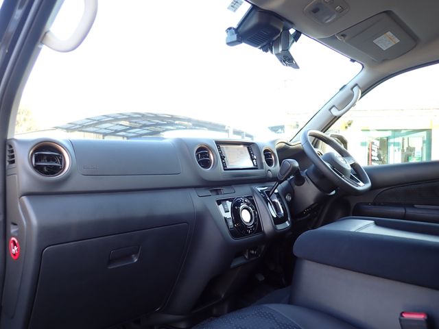 Nissan CARAVAN VAN 2022-01 187380-20