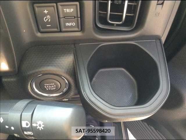 Suzuki HUSTLER 2024-01 391378-18