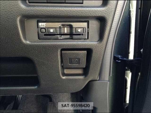 Suzuki HUSTLER 2024-01 391378-17