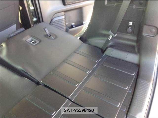Suzuki HUSTLER 2024-01 391378-8