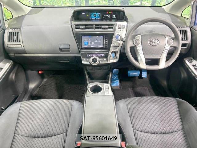 Toyota PRIUS ALPHA 2015-11 381006-1