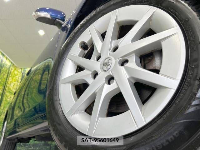 Toyota PRIUS ALPHA 2015-11 381006-14